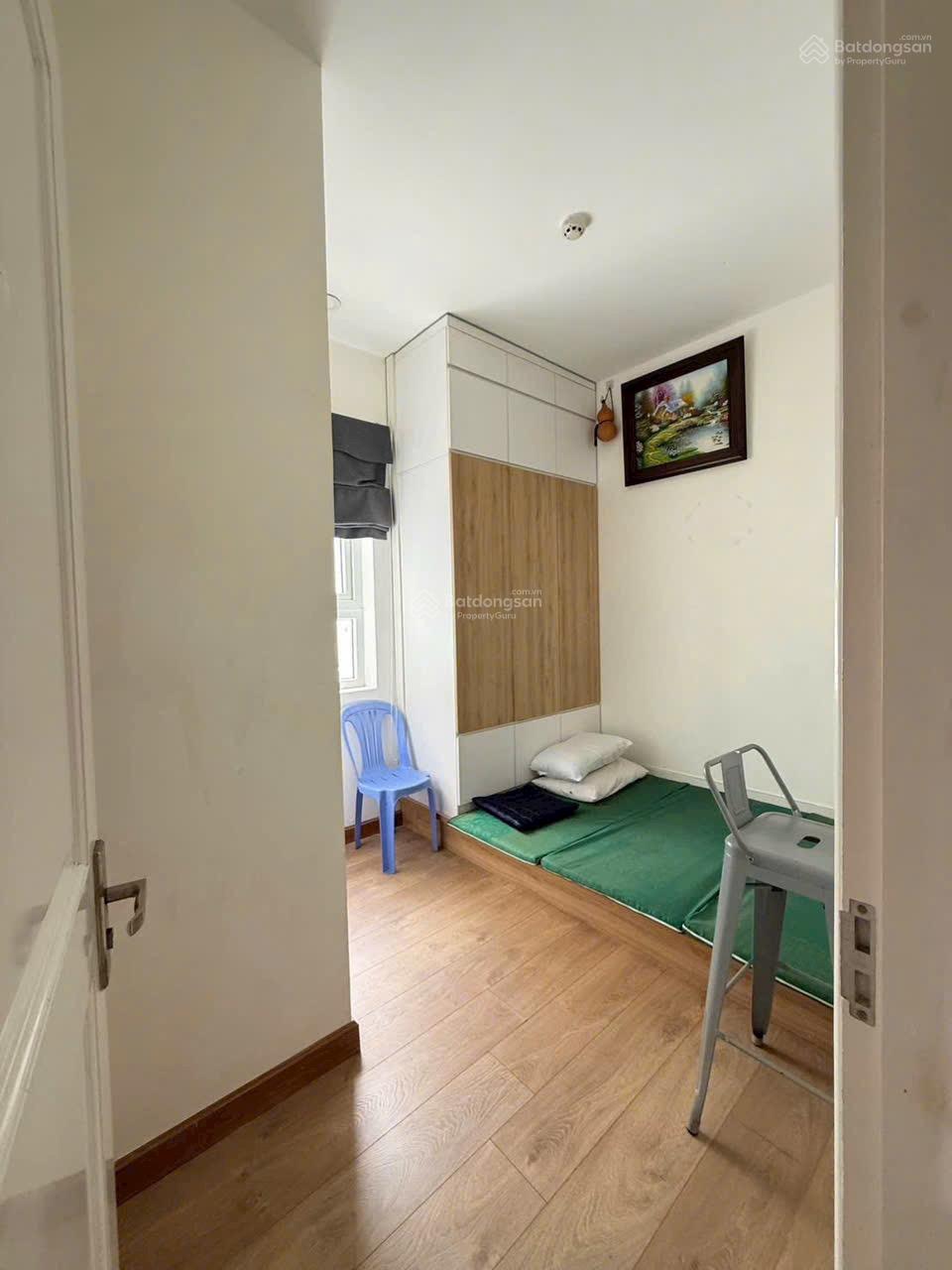 Bán căn Penhouse Melody 190m2,3pn,2wc giá 8tỷ.call 0989 116 *** mr Hà.