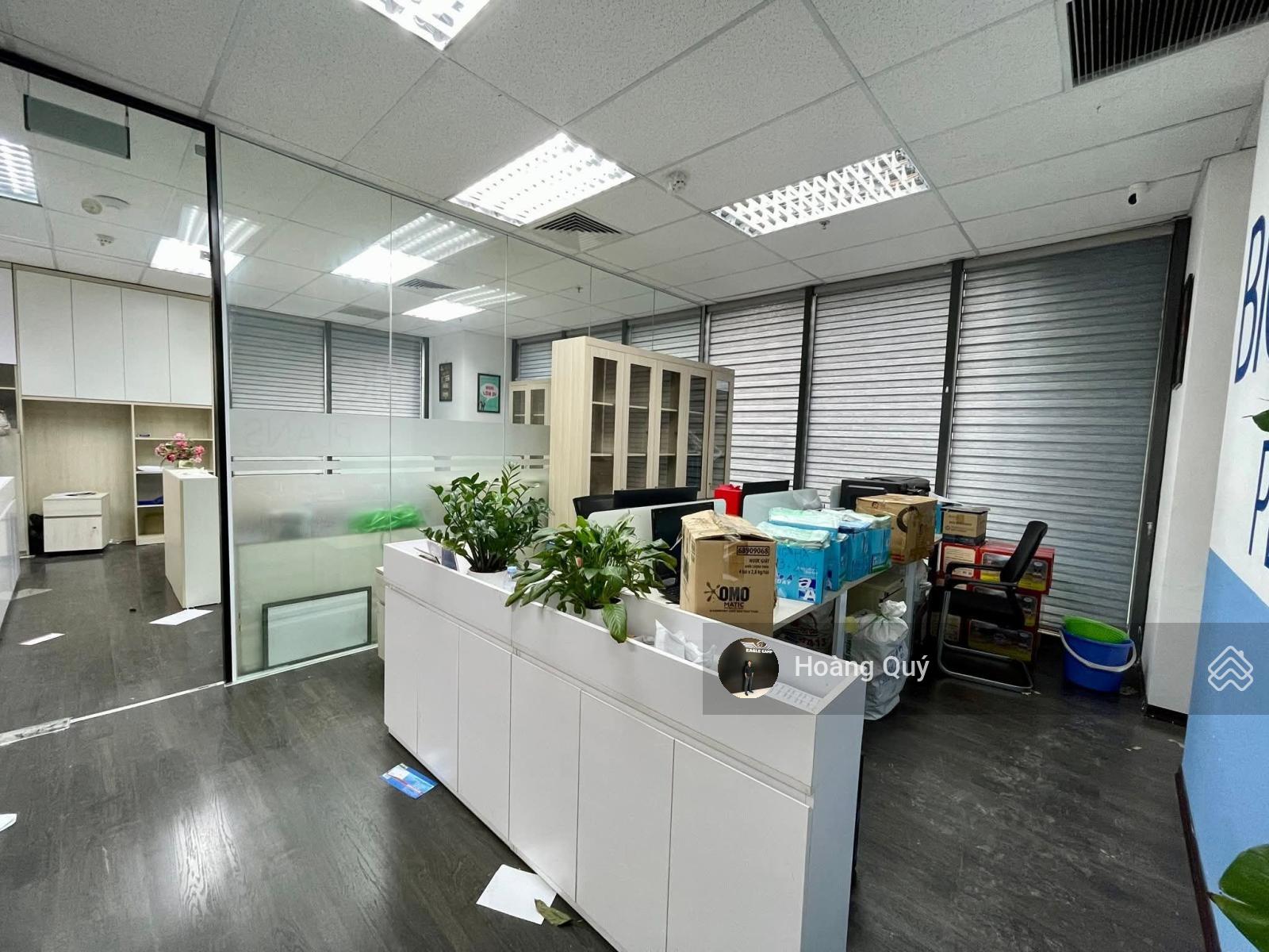 Bán Nhà Ngõ 168 Nguyễn Xiển - Thanh Xuân 130.5m2* Mặt Tiền 8.2m. Lô Góc Vị Trí Đẹp Kinh Doanh Bán Nhà Ngõ 168 Nguyễn Xiển - Thanh Xuân 130.5m2* Mặt Tiền 8.2m. Lô Góc Vị Trí Đẹp Kinh Doanh