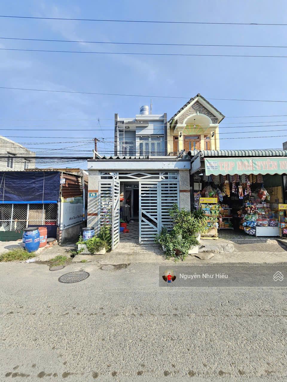 Bán nhà 1 trệt 1 lầu MT đường Nguyễn Công Trứ p.Đông Hòa Tp.Dĩ An