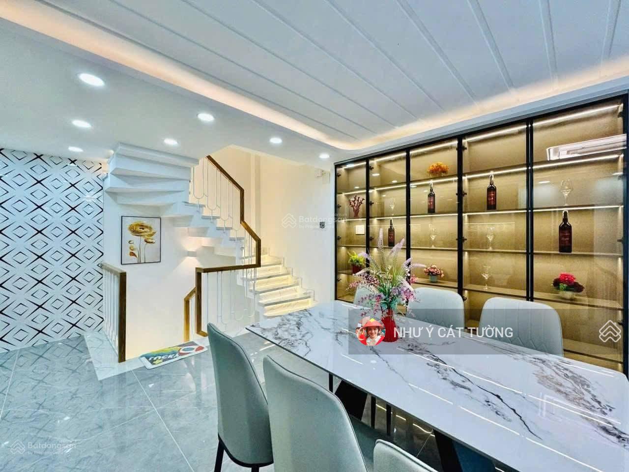 BÁN NHÀ PHỐ NGUYỄN LƯƠNG BẰNG ĐỊA THẾ VÀNG, NGÕ THÔNG SÁT PHỐ , NGÕ RỘNG, GIÁ TỐT!