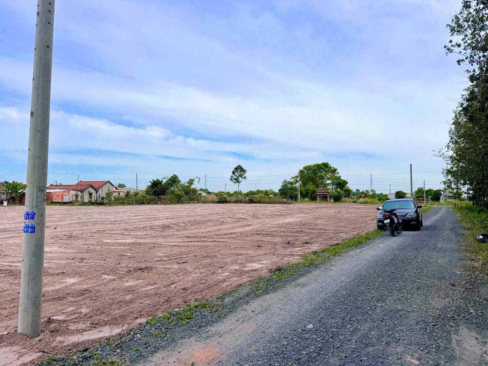 Đất thổ cư 171m2 MT kinh doanh, xây trọ, đối diện KCN Phước Đông, Gò Dầu, giá chỉ 800tr