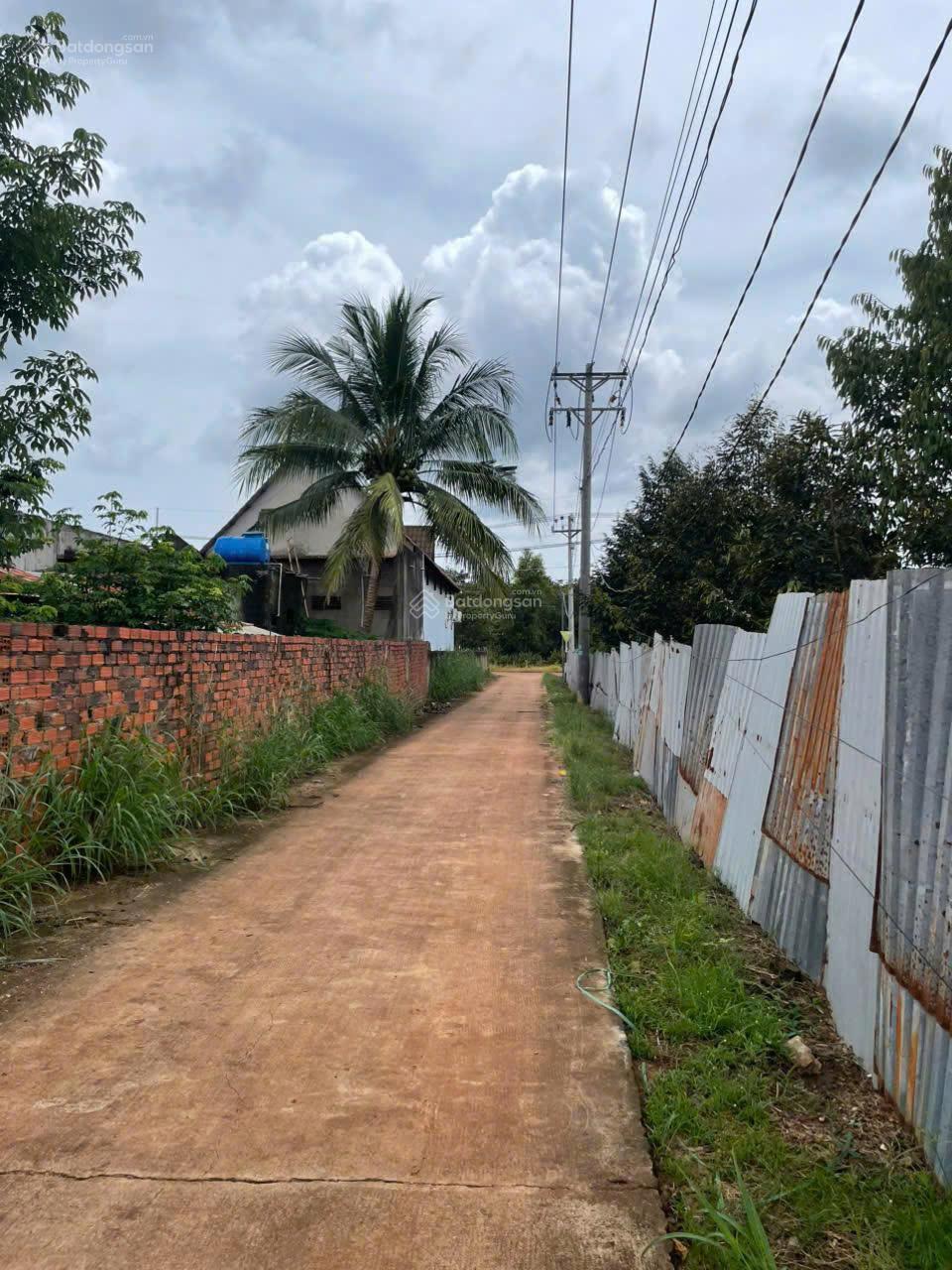 BÁN MẢNH ĐẤT THỔ CƯ -SÔ HỔNG RIÊNG - GIÁ 360 TRIỆU. LH 0919 093 ***