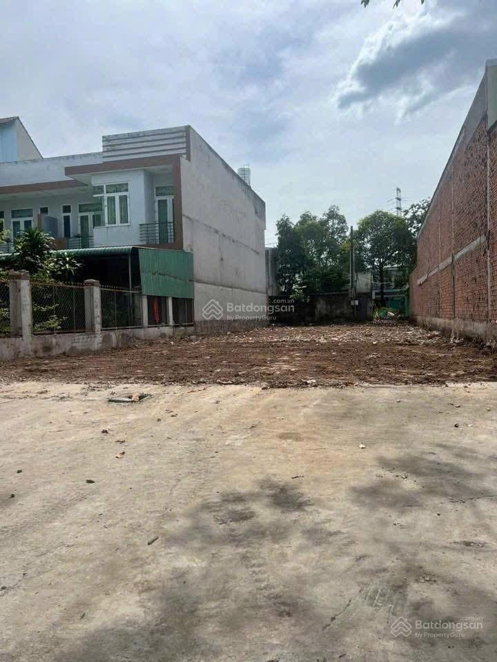 Đất Mặt tiền đường N4( Võ Văn Kiệt) P. Phú Tân, TP. TDM. BÌNH DƯƠNG 10x30 thổ cư 100% Chỉ 12,5 tỷ Đất Mặt tiền đường N4( Võ Văn Kiệt) P. Phú Tân, TP. TDM. BÌNH DƯƠNG 10x30 thổ cư 100% Chỉ 12,5 tỷ