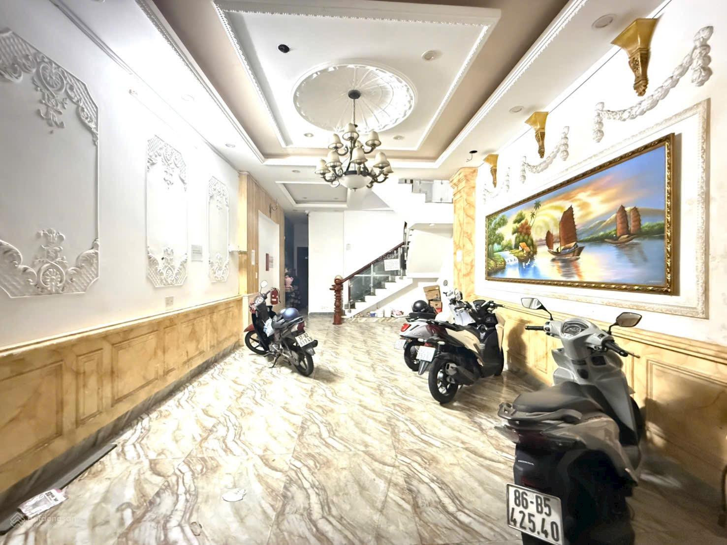 CHDV VỚI DT: 105M2 XE HƠI THÔNG- QUANG TRUNG. P11, GV KẾT CẤU 4 TẦNG VỚI 10PN DÒNG TIỀN 45TR/THANG