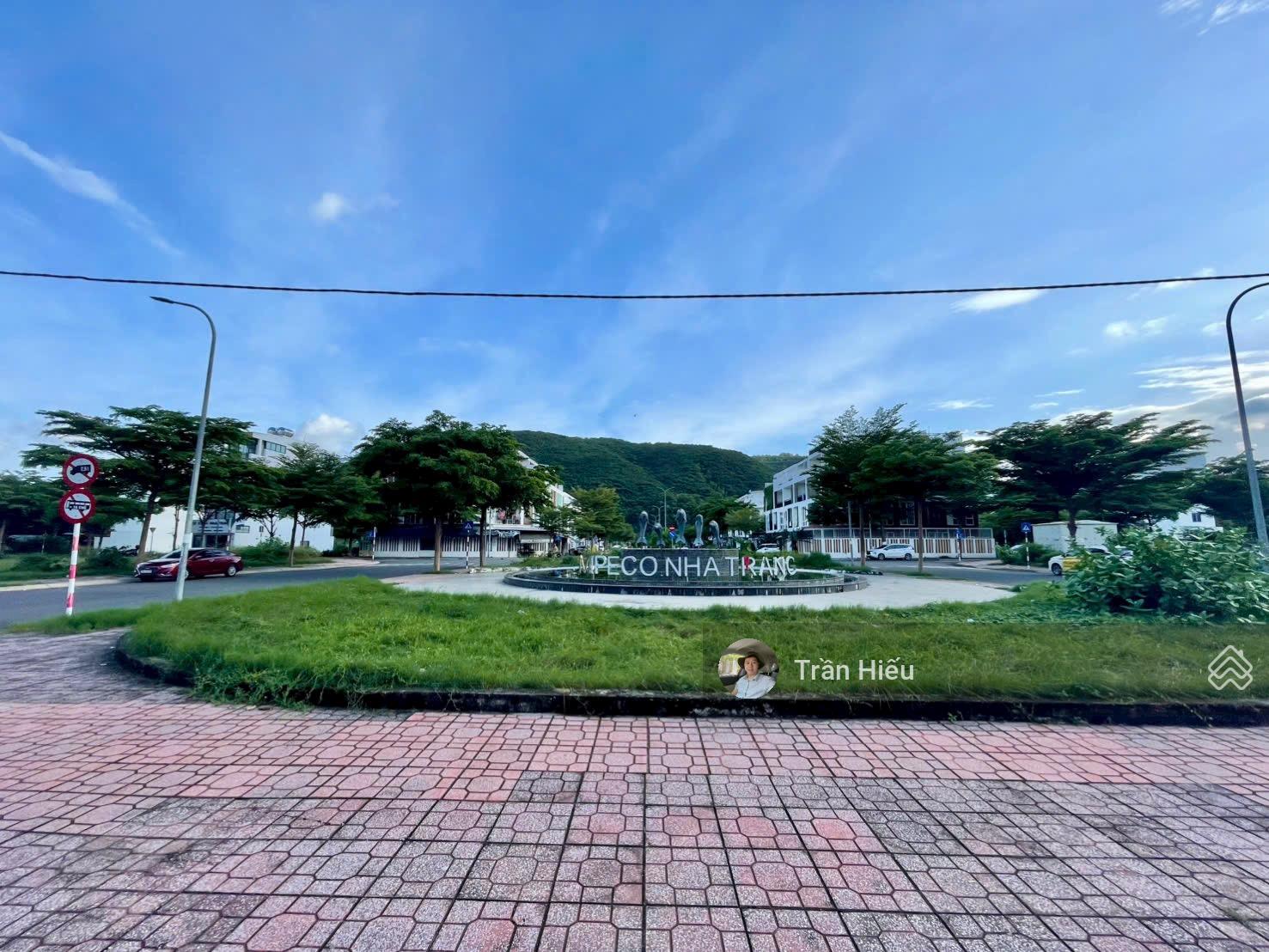 Lô 90m2 sạch đẹp hướng ĐN - Giá tốt nhất Mipeco gần biển. Sổ hồng sẵn yên tâm để dành. Lvcc