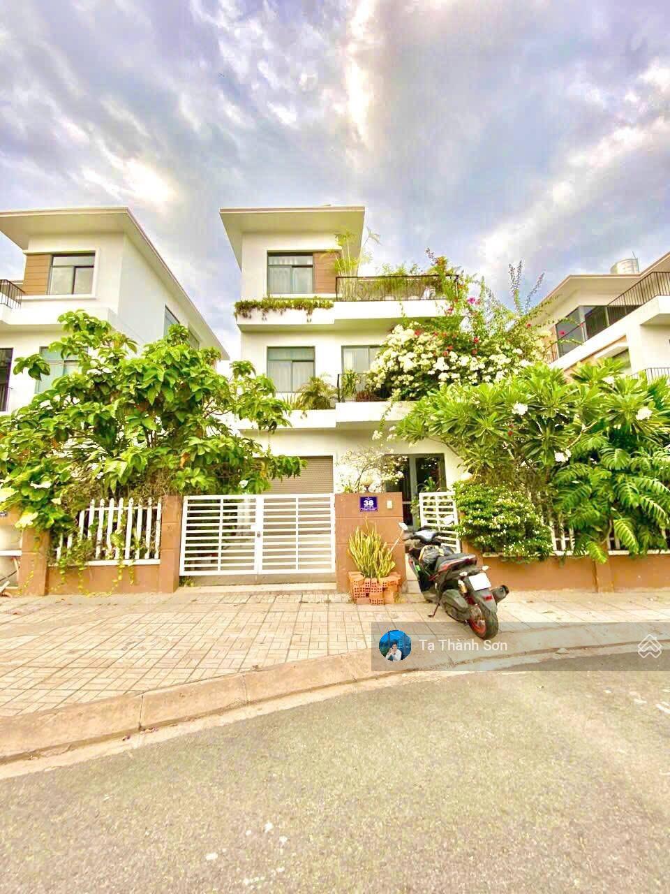 Biệt thự 270m2 ngay Tô Ngọc Vân, TĐ 3 tầng sân vườn hiếm trong khu vực an ninh 24/7 chỉ 21TỶ