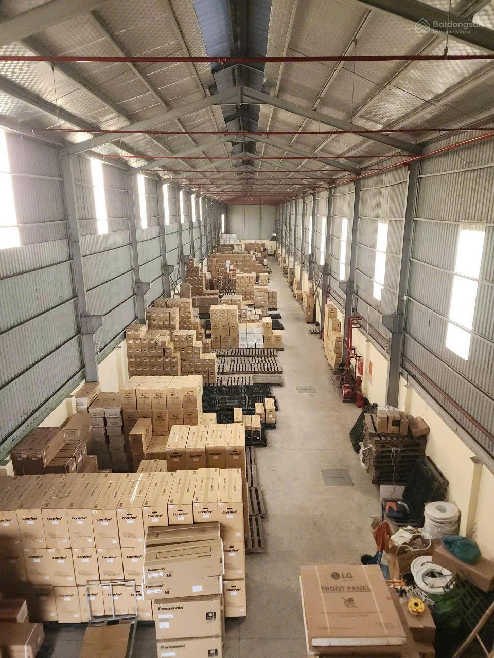 Cho thuê kho xưởng 1.000m² mặt tiền Quốc lộ 1A, Bình Tân , Giá 85tr/ tháng , PCCC tự động