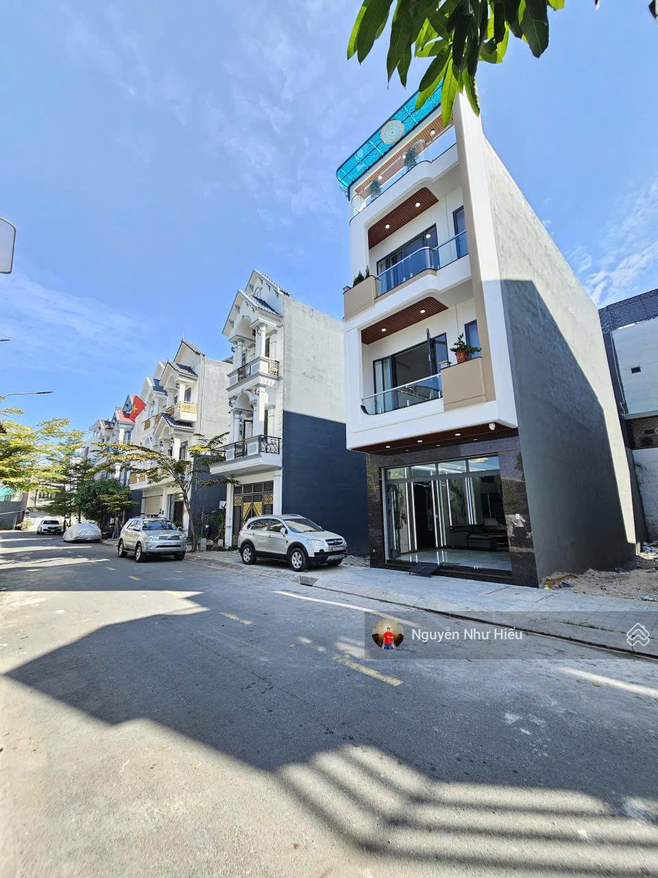 Bán nhà 1 trệt 2 lầu full nội thất KDC The Suncity p.An Phú Tp.Thuận An