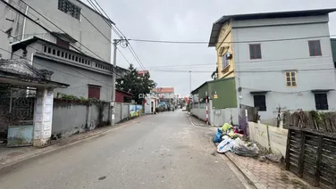 Cần tiền nhờ bán gấp mảnh đất tặng mặt bằng cho thuê tại trục chính thôn Tô Khê, Phú Thị, Gia Lâm