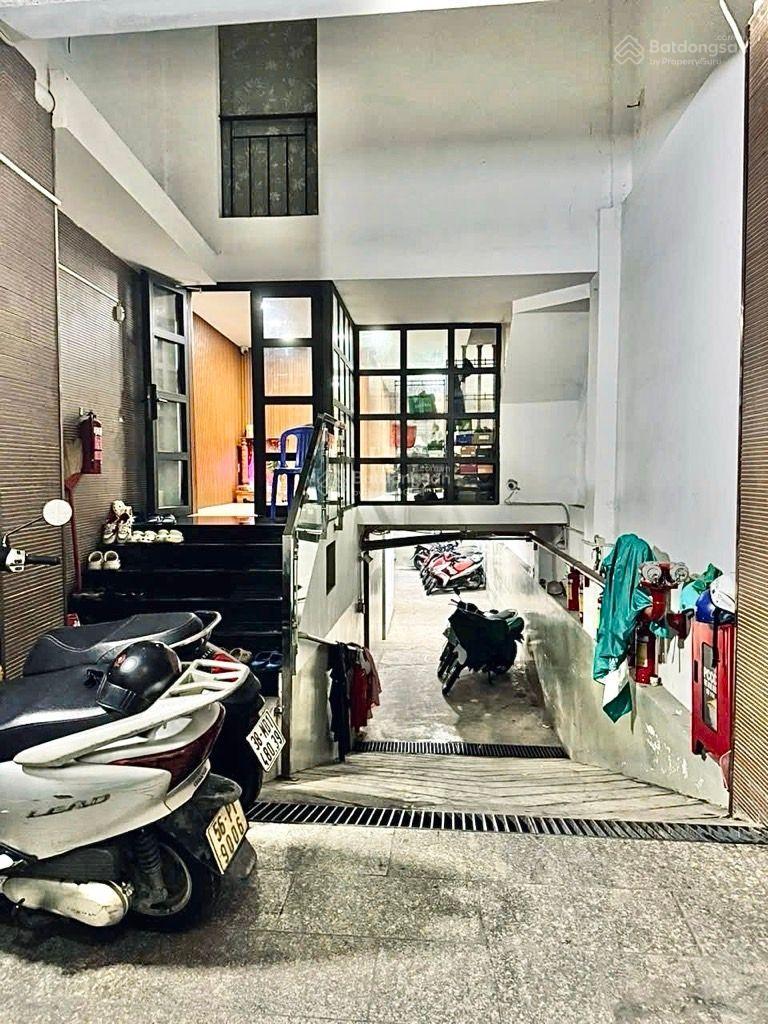 Bán Căn hộ dịch vụ 1 hầm + 6 tầng HXH 55 Thành Mỹ - 4.15 x 24 - cho thuê 100tr/tháng.