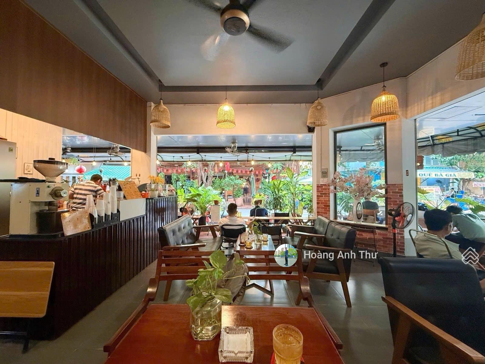 Bán nhà MT Văn Chung - P13 Tân Bình - DT 4,1 x 28 - 113m2 nhà 2 lầu giá chỉ 20 tỷ TL