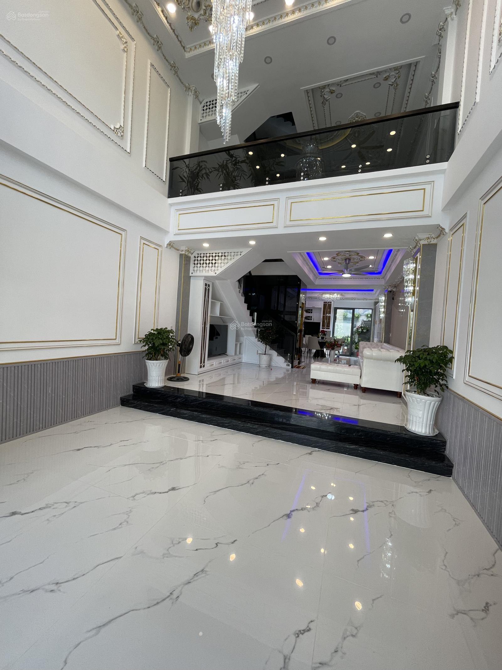 Bán Nhà Phố KDC Phước Kiển MT đường nhựa 8m DT 95m2 XD 5 tầng full NT sổ hồng. Giá nhỉnh 12tỷ