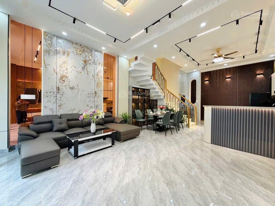 //Bùi Quang Là p12GV sát emart2 gần chợ 5,5x11 2L PT Sân phơi 3pn 4vs LH 0786 555 *** Hiệp land