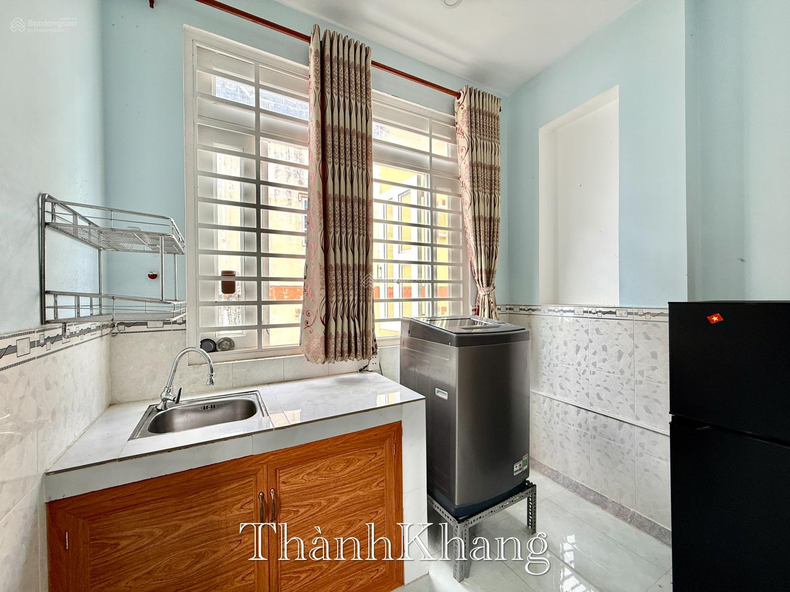 Cho Thuê Căn Hộ Studio Bancol, Máy Giặt Riêng, Rộng 30m2, Full Nội Thất, Ngay CV Lê Thị Riêng Q10