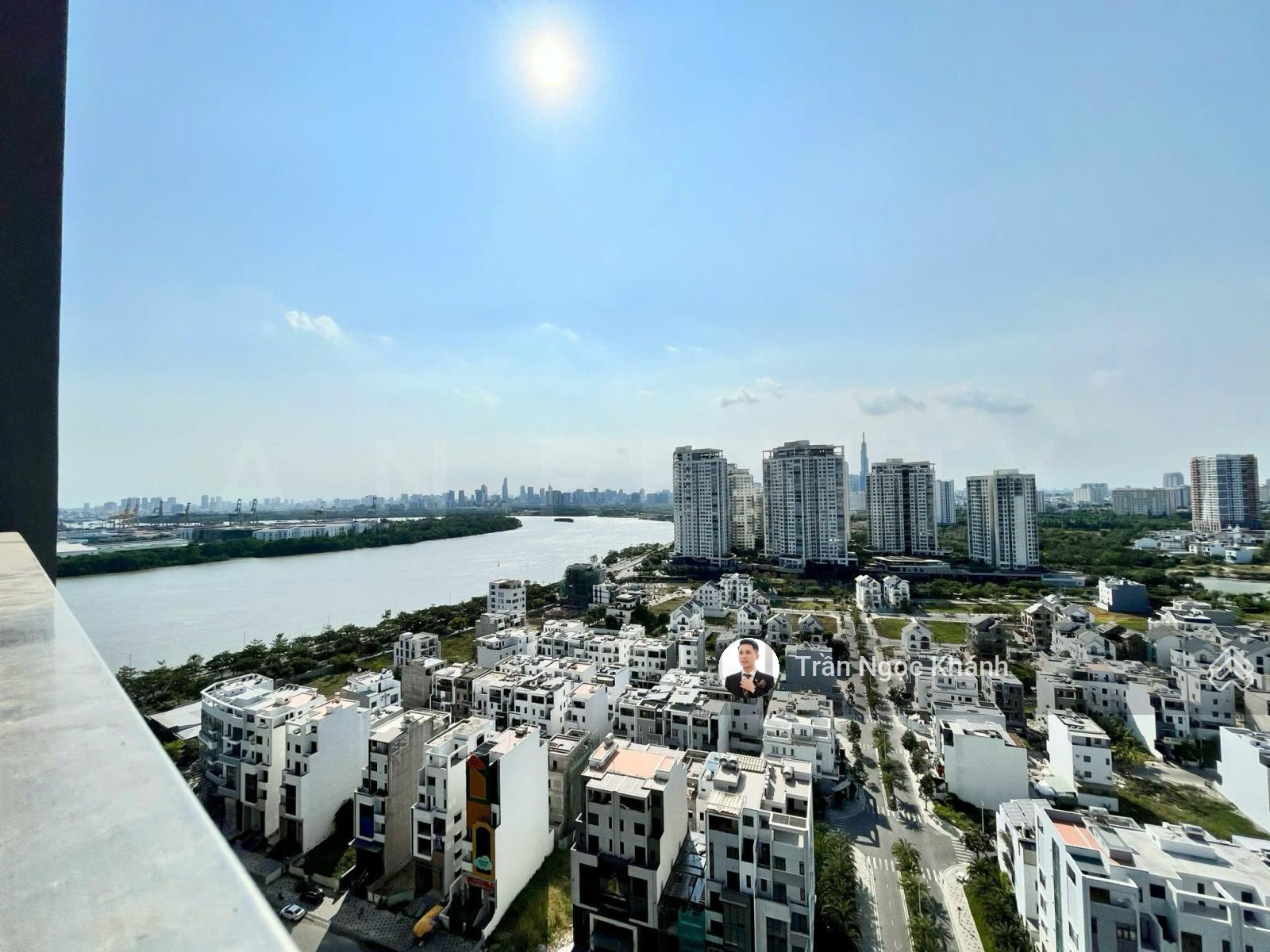 Bán căn hộ chung cư One Verandah Mapletree, 7,43 tỷ, 80m2, lầu cao view sông & pháo bông