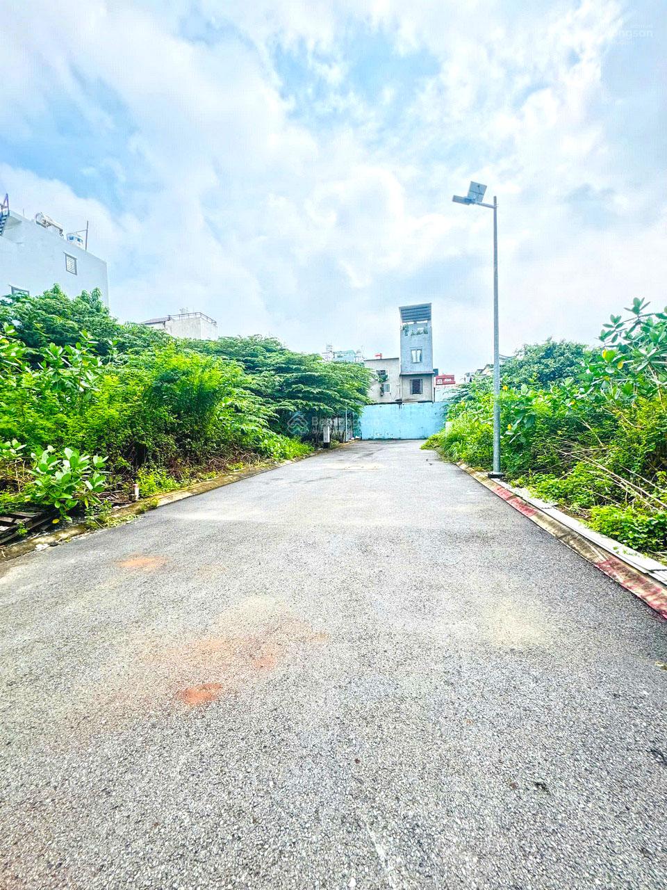 HOT HOT! Lô đất 4.2x18m mặt tiền hẻm xe hơi 7m Bùi Văn Ba, Quận 7 HOT HOT! Lô đất 4.2x18m mặt tiền hẻm xe hơi 7m Bùi Văn Ba, Quận 7