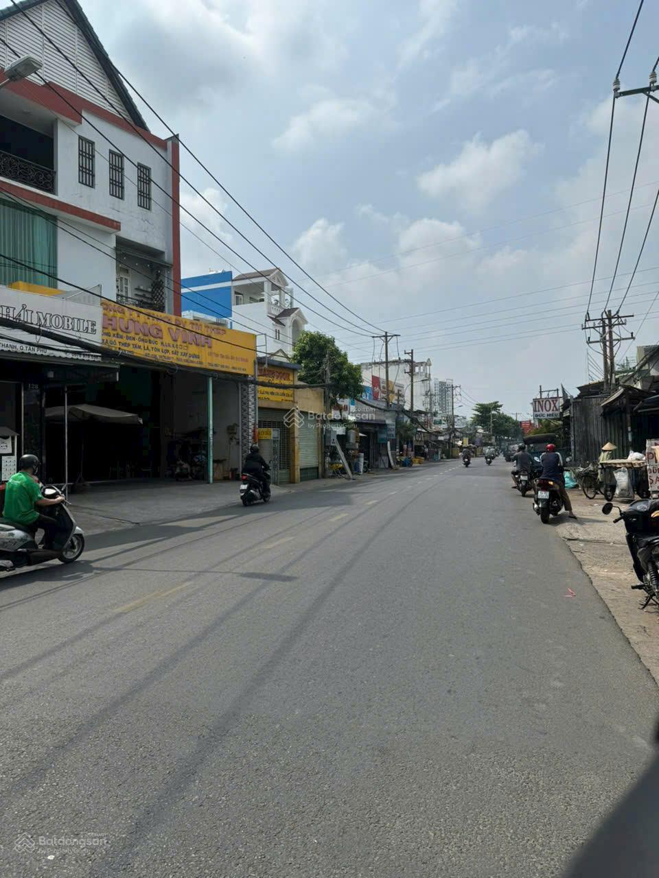 Bán nhà mặt tiền Nguyễn Hậu Phường Tân Thành Quận Tân Phú; 5 tầng Giá 12.8 tỷ TL