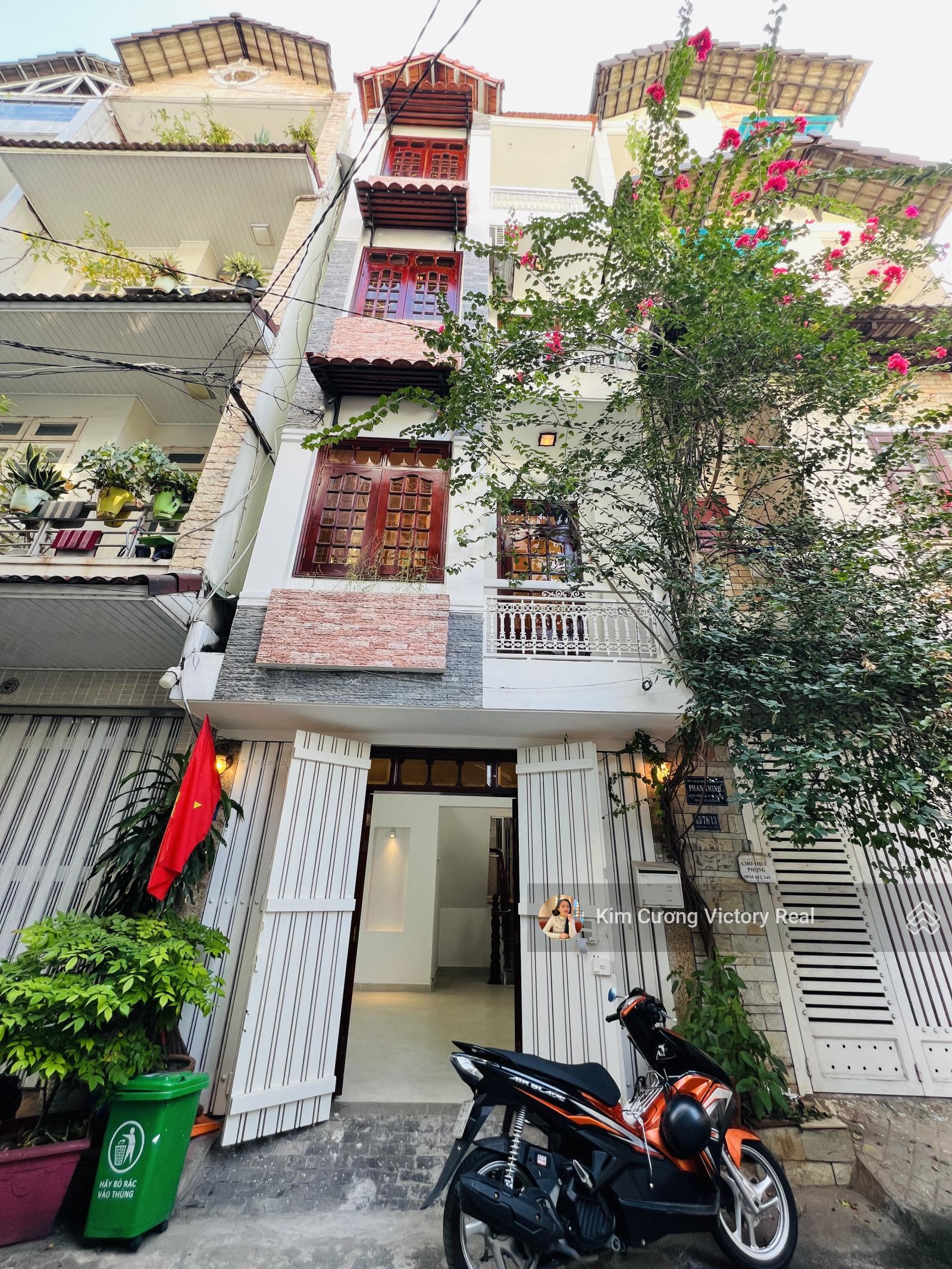 Bán nhà hẻm 43 Cộng Hòa - HXH 6m khu sang - DT 46.2m2 [4.15x11]m nở hậu 4.25m - 3 lầu - Chỉ 10,8 tỷ