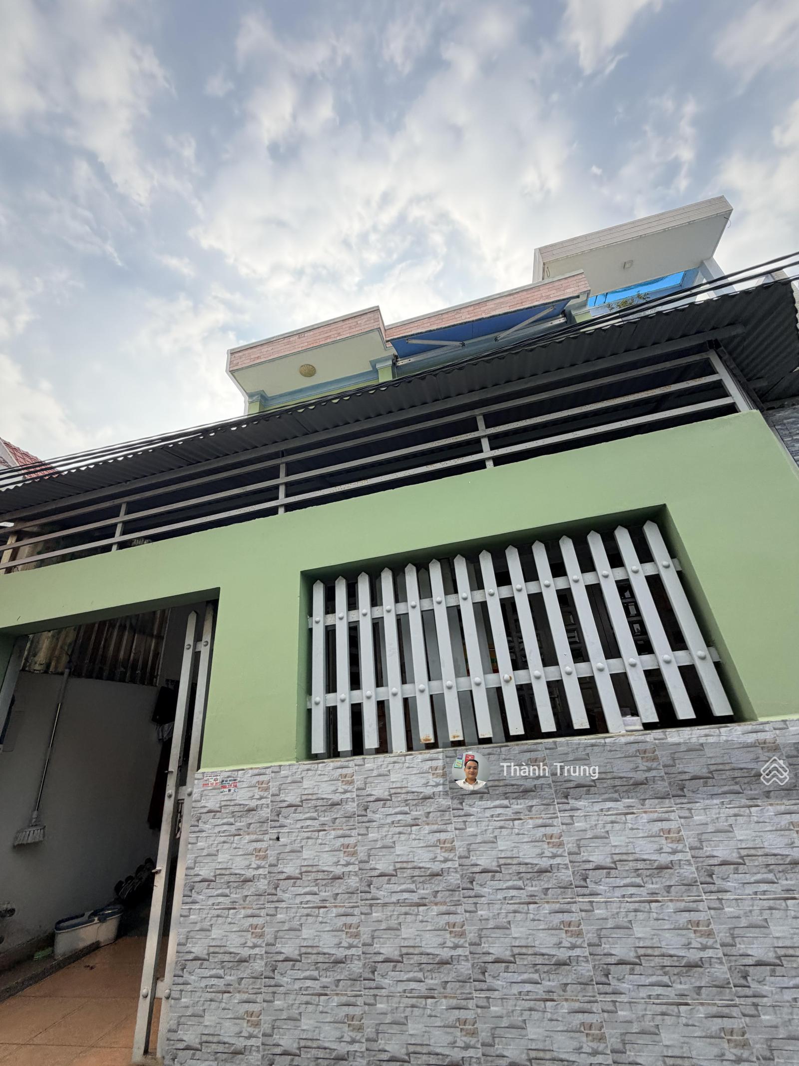 Bán căn nhà 1 trệt 1 lầu ngang hơn 6m vuông vức, Hẻm xe hơi thông 2 đầu, gần Đỗ X Hợp. Giá 7,2 tỷ Bán căn nhà 1 trệt 1 lầu ngang hơn 6m vuông vức, Hẻm xe hơi thông 2 đầu, gần Đỗ X Hợp. Giá 7,2 tỷ