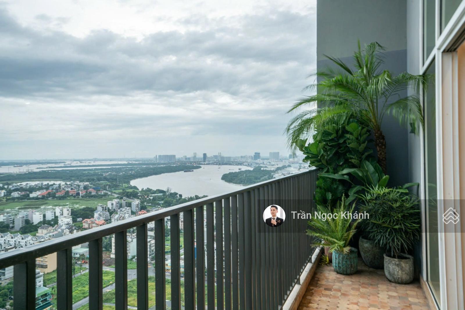 Bán PentHouse Vista Verde, Đường Phan Văn Đáng, 68 tỷ, 455m2, 5PN, 4WC