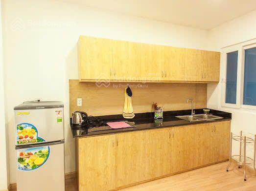 Cho thuê căn hộ dịch vụ 60m2 đầy đủ tiện nghi, hẻm xe hơi Bế Vân Đồn