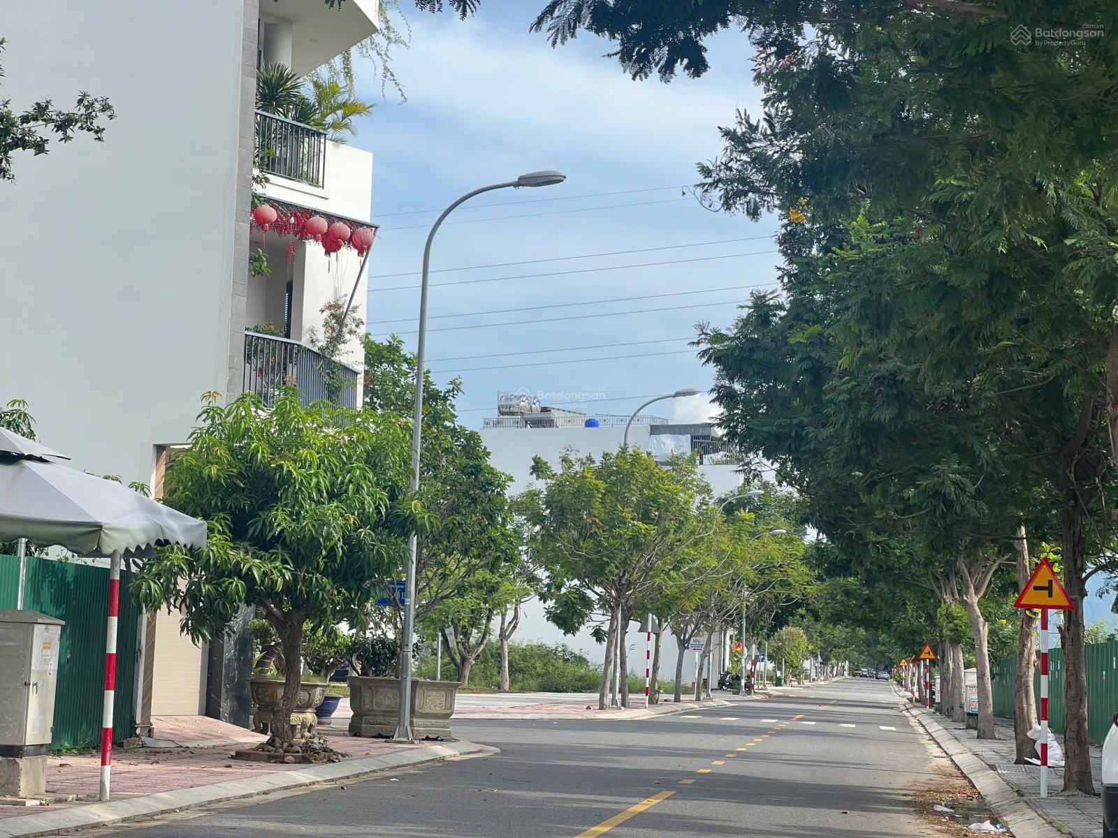 BÁN LÔ GÓC ĐẸP ÔM GÓC 2 MẶT ĐƯỜNG NGAY KDT HÀ QUANG 2 - Nha Trang BÁN LÔ GÓC ĐẸP ÔM GÓC 2 MẶT ĐƯỜNG NGAY KDT HÀ QUANG 2 - Nha Trang