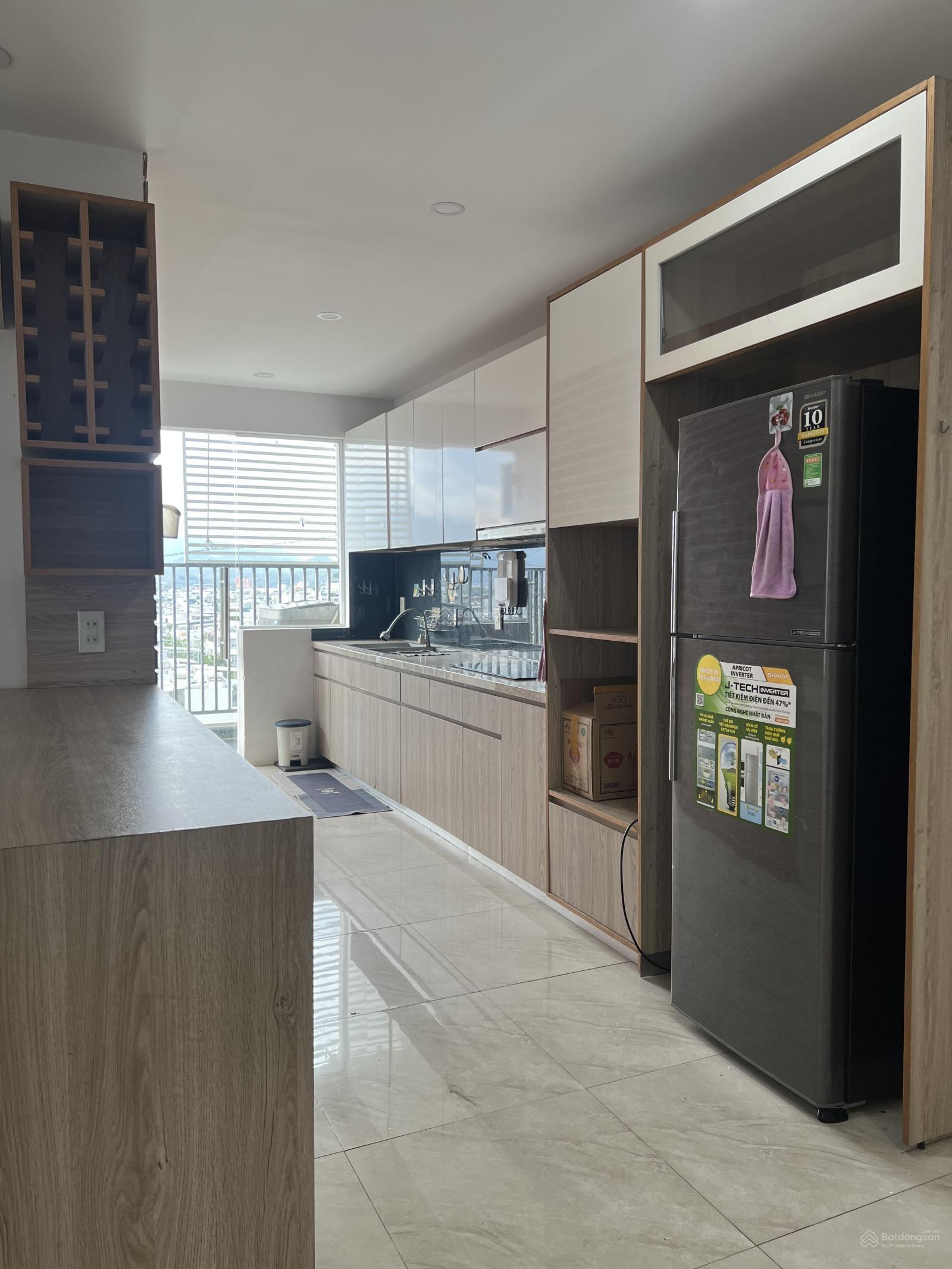 Căn Hộ Trung Tâm Nha Trang 3 Phòng Ngủ Toà Nhà CT1 VCN Phước Hải. Căn Góc View Thoáng 2 mặt đường