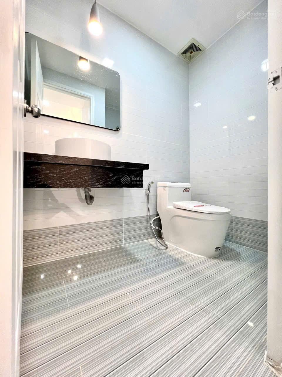 Chung cư Âu Cơ Tower Quạn Tân Phú, 80m2 Cần Bán Gấp 3 Phòng Ngủ, Sổ Hồng Đầy Đủ