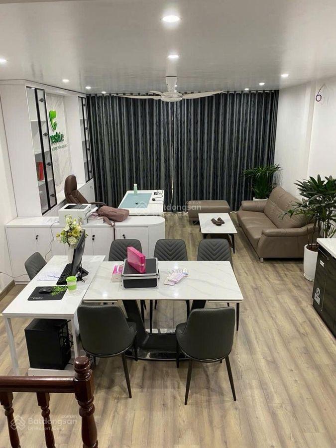 Bán nhà Lạc Long Quân, Tây Hồ, Gara ô tô, kinh doanh, DT51m2x 5 Tầng, MT 5.1m, Giá 15.2 Tỷ