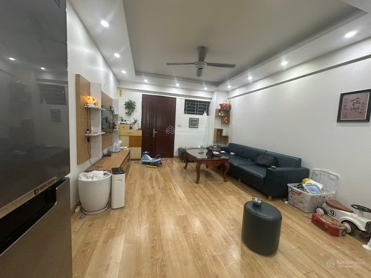 Bán căn hộ chung cư tại Việt Hưng, 4,62 tỷ, 76m2, đầy đủ tiện nghi