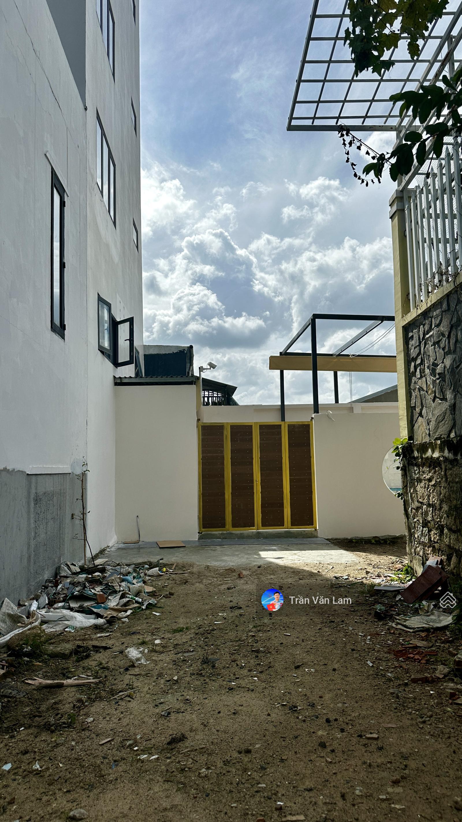 QUÁ RẺ- BÁN LÔ ĐẤT ĐẸP 2 MẶT HẺM Ô TÔ NGUYỄN CHÍCH P. BẮC NHA TRANG