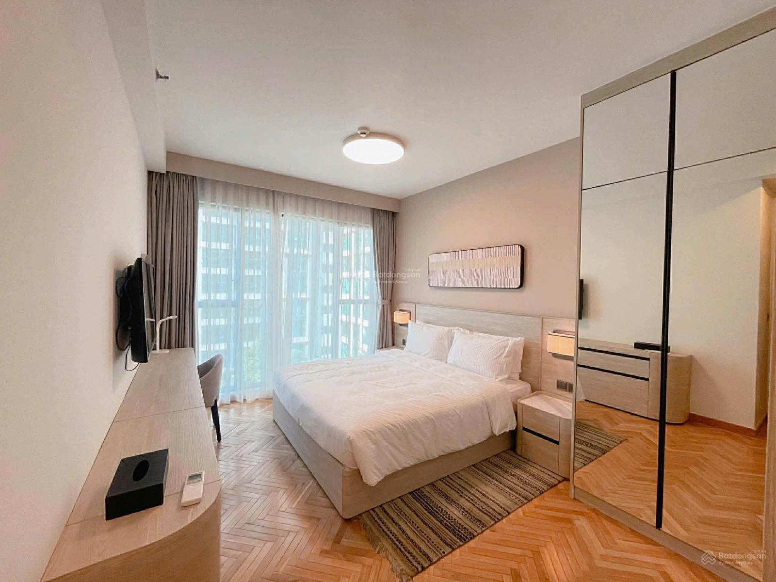 Cho thuê căn 3PN góc view Lanmark81 full nội thất chuẩn Somerset tại Feliz en Vista
