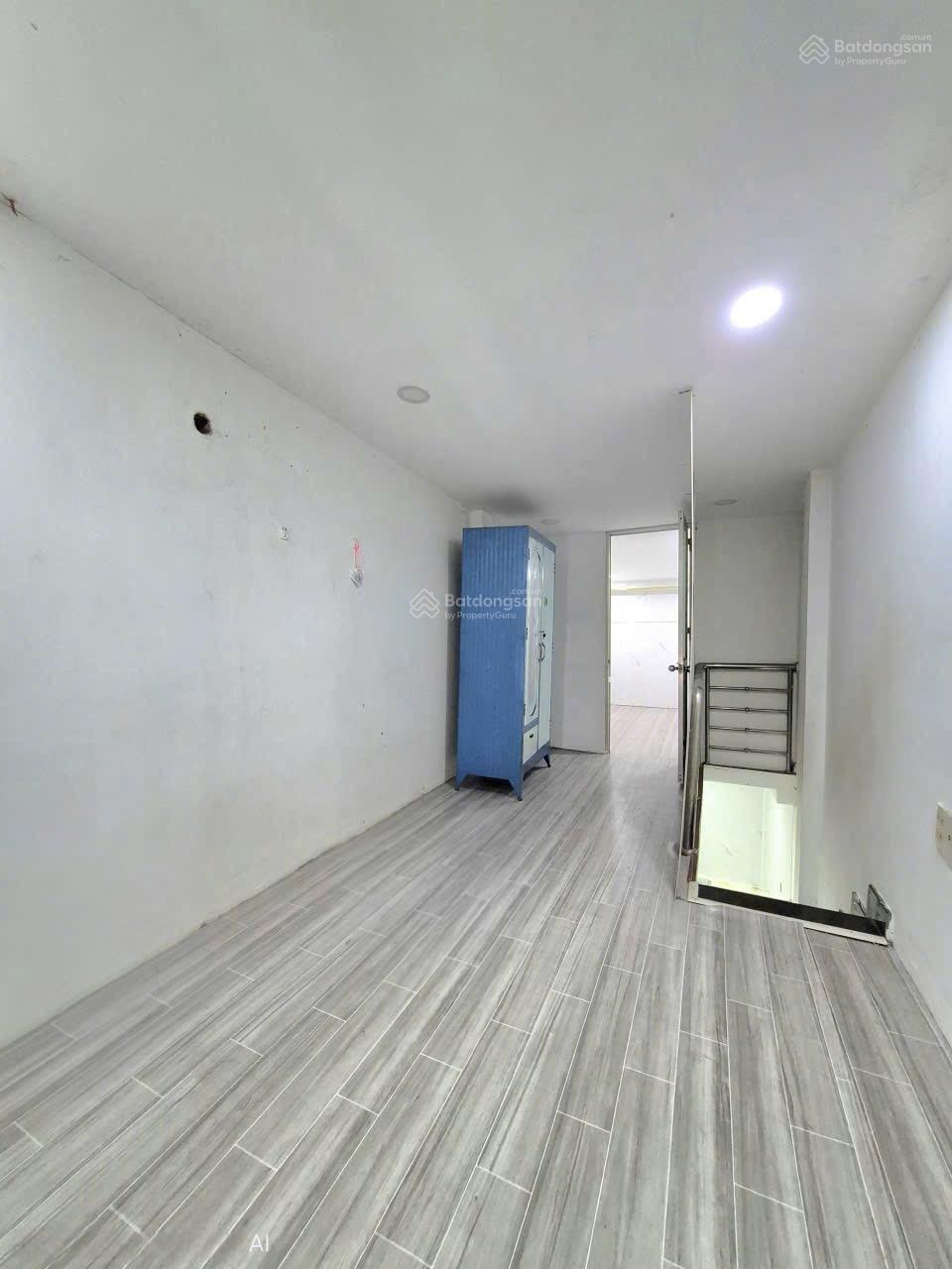 Bán Nhà SH Riêng.Hẻm 1428 Đ Huỳnh Tấn Phát.Q7.DT: 2m7 x 9m, kết cấu -1trệt, 1lầu Giá:1 ty979