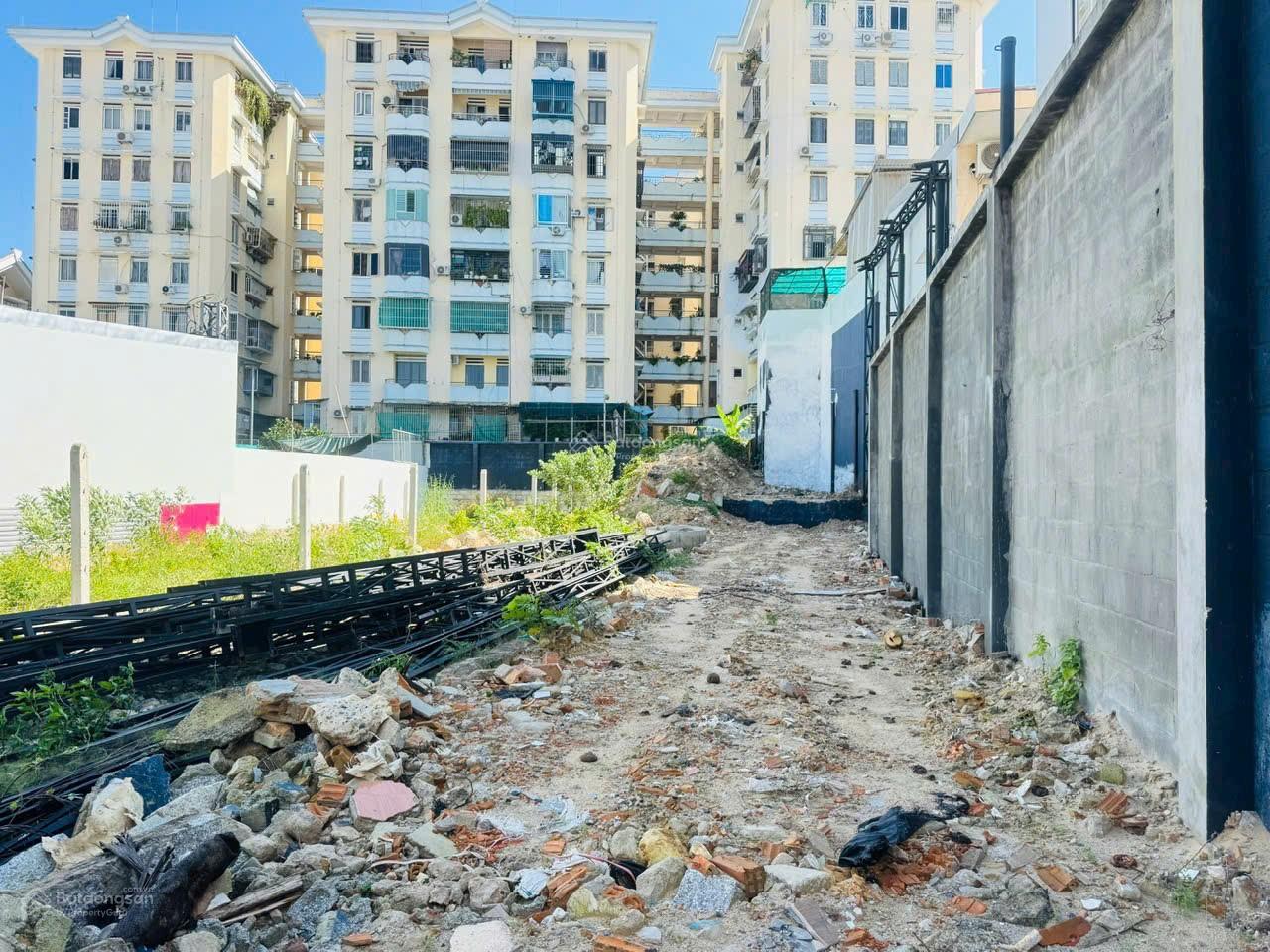 [ Mặt tiền đường Đồng Nai _ sát Tố Hữu ]  Giá: 6,5 tỷ