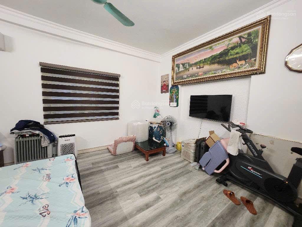 TẦM TIỀN NHỈNH 8 TỶ TÂY HỒ - LÔ GÓC NHÀ THOÁNG DÂN XÂY - NGÕ THÔNG RỘNG GẦN Ô TÔ - VÀI BƯỚC RA HỒ