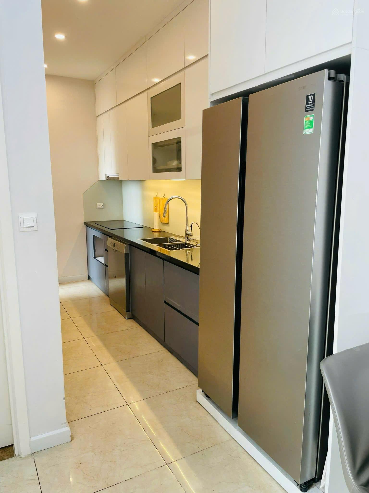 Bán căn hộ chung cư sổ đỏ chính chủ 80m2 , 2 pn , 2 vs , 11,1 tỷ Bán căn hộ chung cư sổ đỏ chính chủ 80m2 , 2 pn , 2 vs , 11,1 tỷ