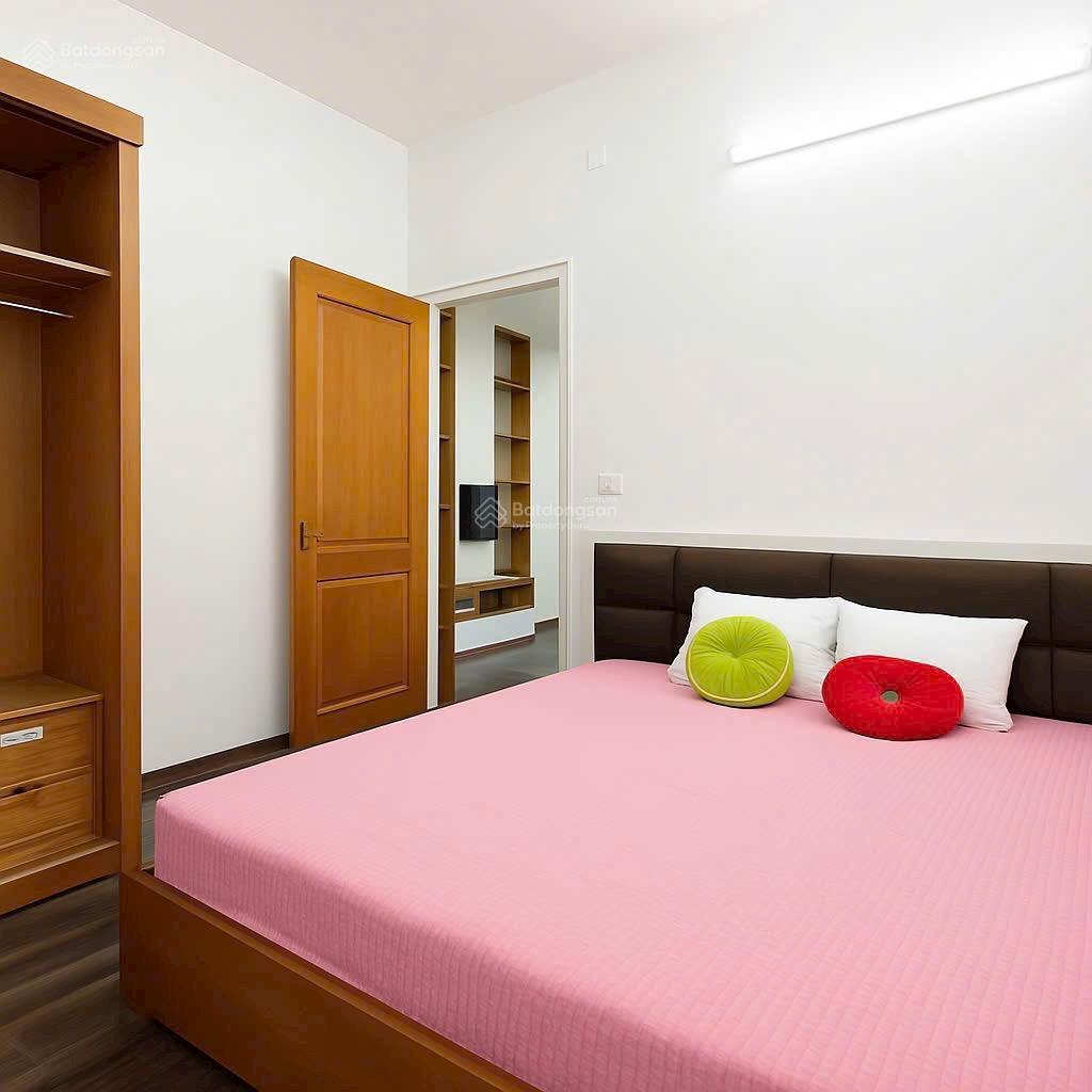 Bán Chung Cư Phố Huỳnh Thúc Kháng - 75m gồm 3PN, 2vS - full Nội Thất - 7,5ty