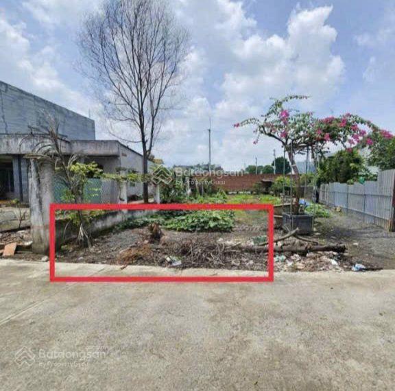 đất kp tân phú 2 phường tân đông hiệp đường Mỹ phước tân van vào 100 m giá 3ty390 lh 0906 309 ***