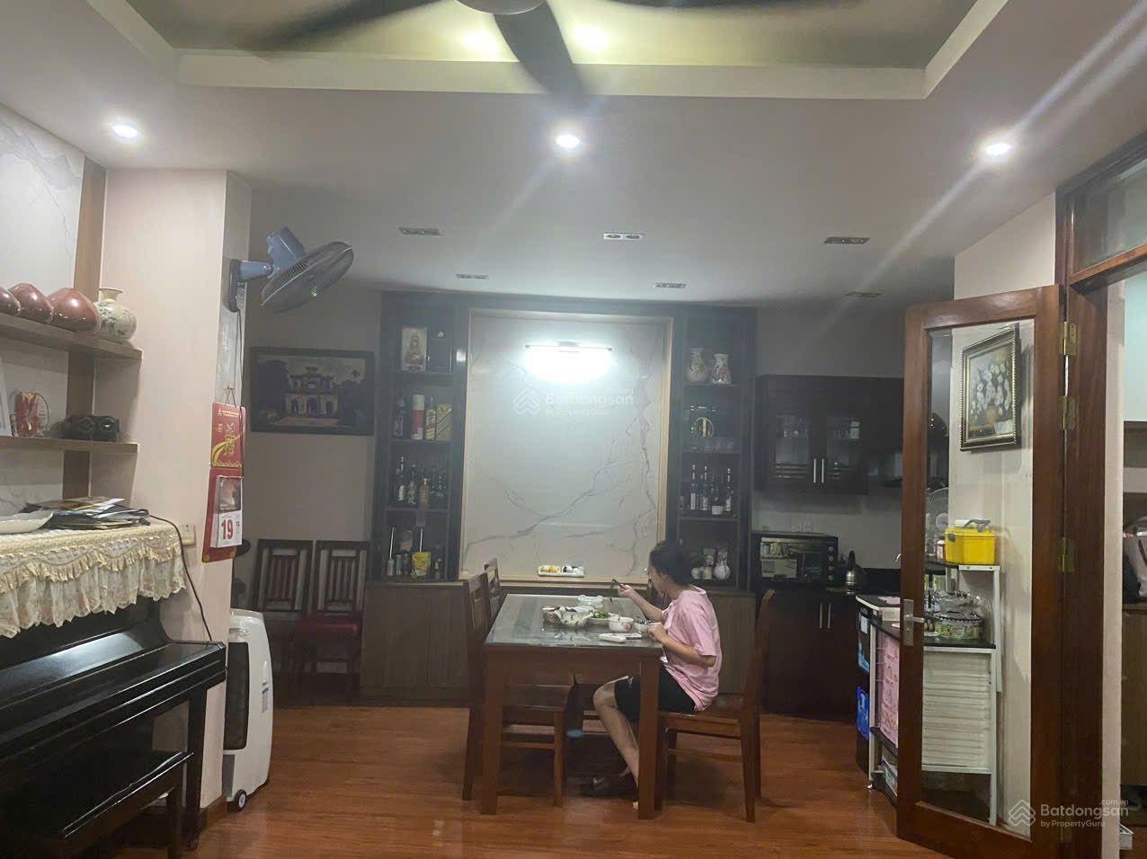 Cơ hội đầu tư hiếm có tại Bồ đề, nhà 80m2 x 5 tầng, mặt đường lớn, có thể ở ngay hoặc tách 2 mảnh