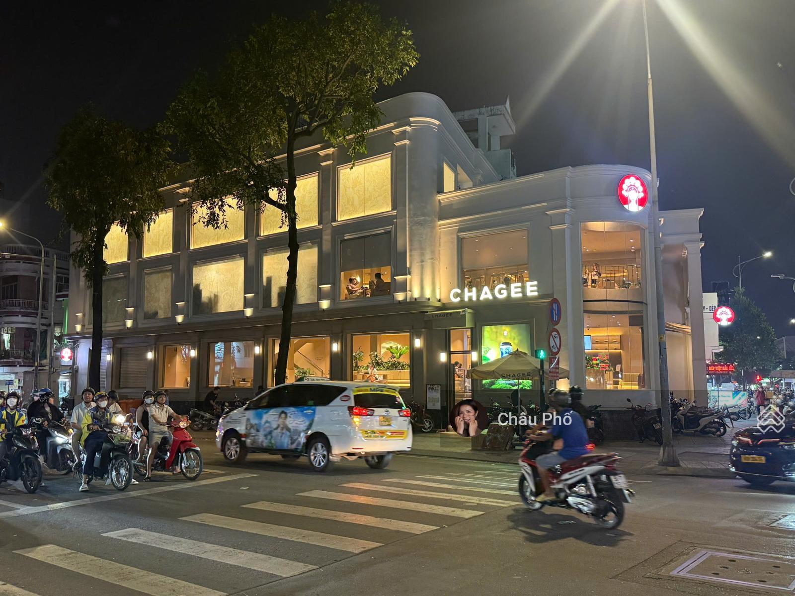 Bán siêu phẩm khan hiếm MT Bà Huyện Thanh Quan - Quận 3 - 22x32m - CN 680m2 - Giá 555 triệu/m2