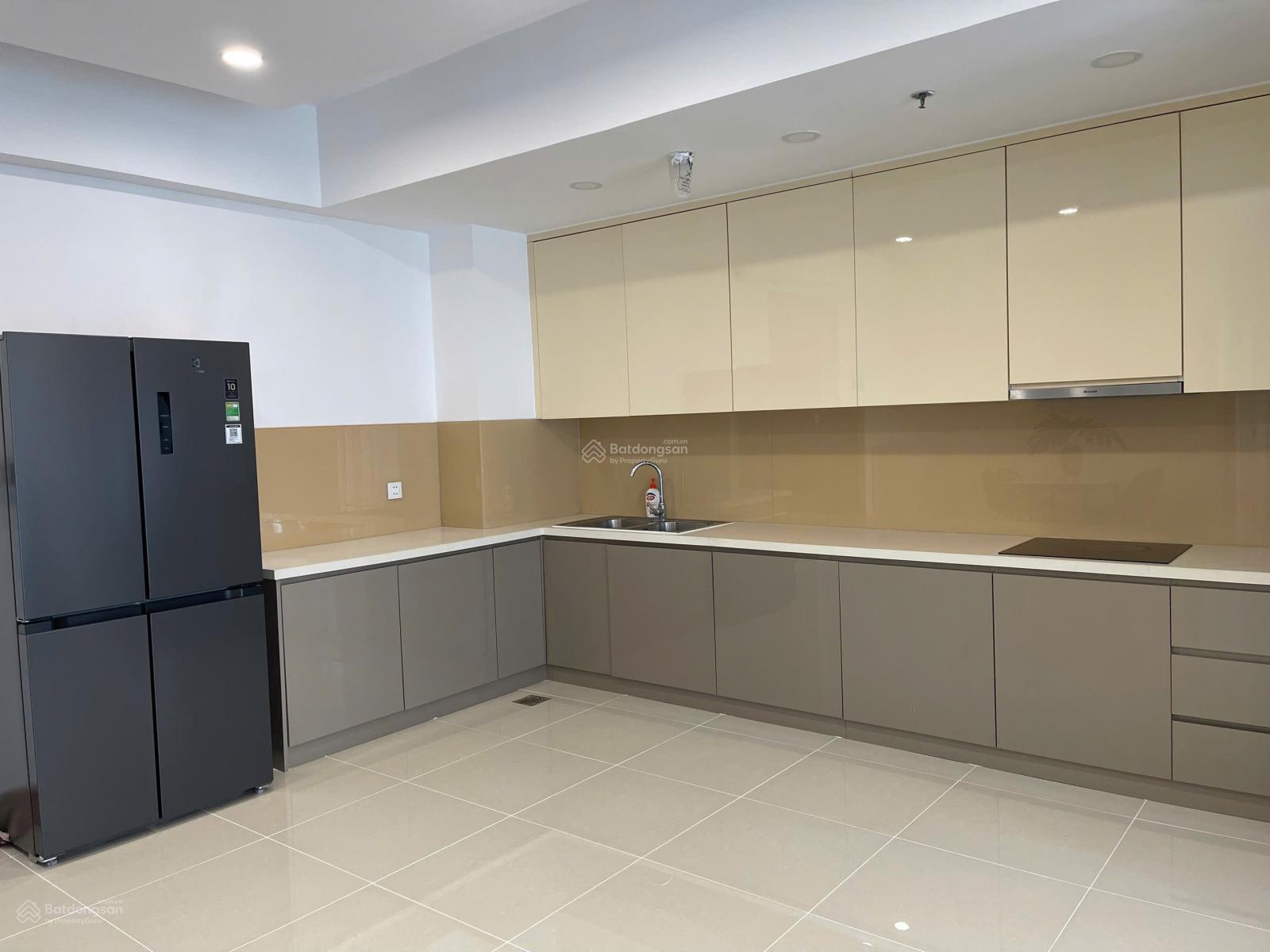 Cho thuê căn hộ 2 phòng ngủ Estella Heights - View hồ bơi - Giá tốt chỉ 35 triệu/tháng - Trống sẵn