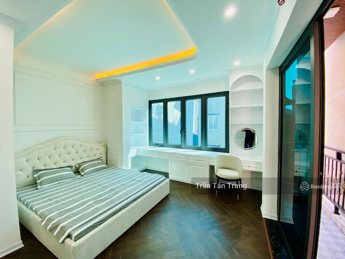 Nhà mới Võng Thị, Lô góc, ngõ Oto, gần Hồ Tây dt 66m x 4 tầng mới đẹp ở ngay