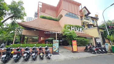 CHO THUÊ NHÀ 2 MT ĐƯỜNG SỐ 38, P.THẢO ĐIỀN, QUẬN 2 DT 18x15m TRỆT 3 LẦU GIÁ 150tr