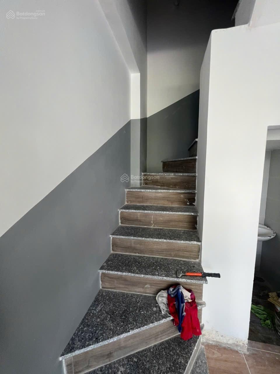 7,49 TỶ-VIP TX43-NHÀ 10PHÒNG Ở +CHO THUÊ- 2MT TRƯỚC SAU 2 CẦU THANG- 5,45x15=81m2 - ĐƯỜNG THÔNG 7M- 7,49 TỶ-VIP TX43-NHÀ 10PHÒNG Ở +CHO THUÊ- 2MT TRƯỚC SAU 2 CẦU THANG- 5,45x15=81m2 - ĐƯỜNG THÔNG 7M-