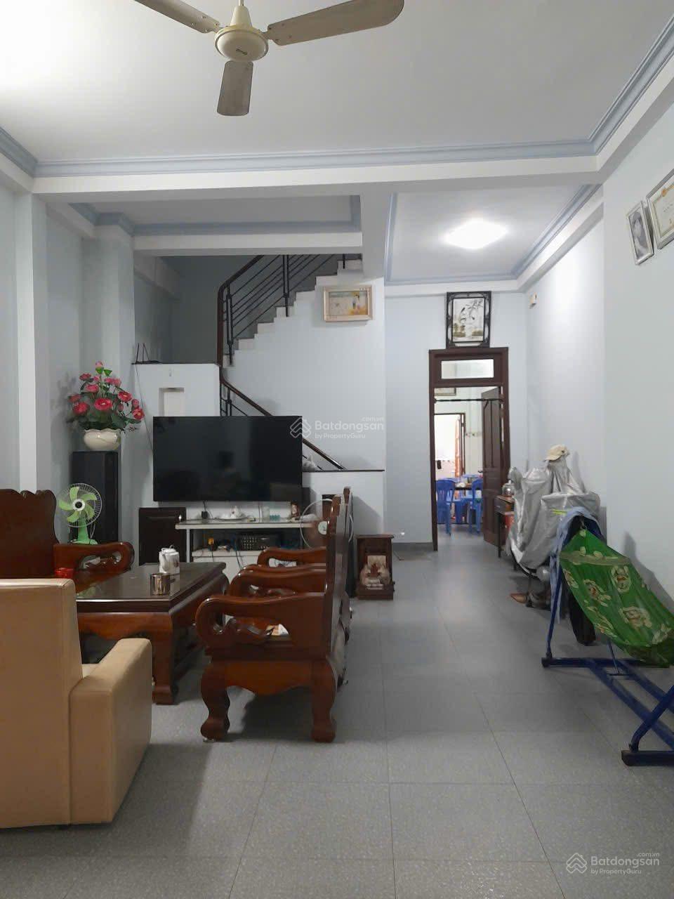 NHÀ RỘNG CÓ NỘI THẤT 5*16m 3LẦU TUM ST 4PN 3WC HXH QUANG TRUNG