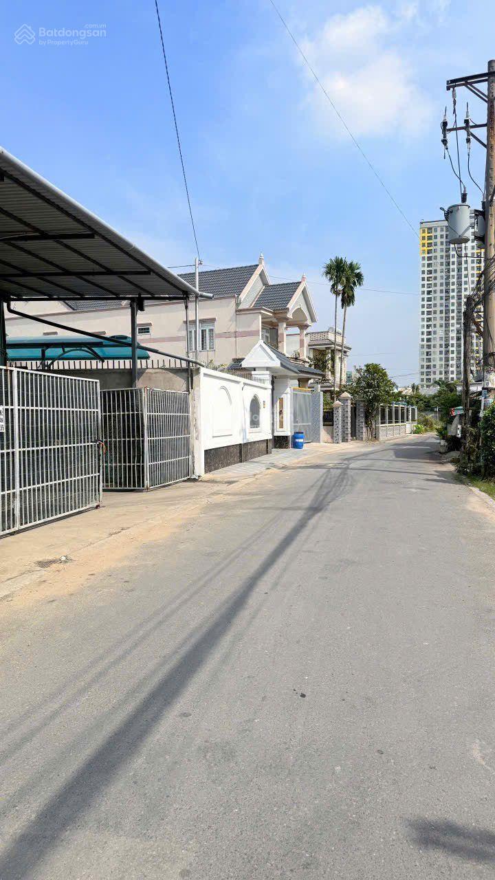 Đất mặt tiền dg sng ánh đông hòa dĩ an dt 116m ngg5 gần trường gần chợ giá 5ty750 lh 0906 309 ***