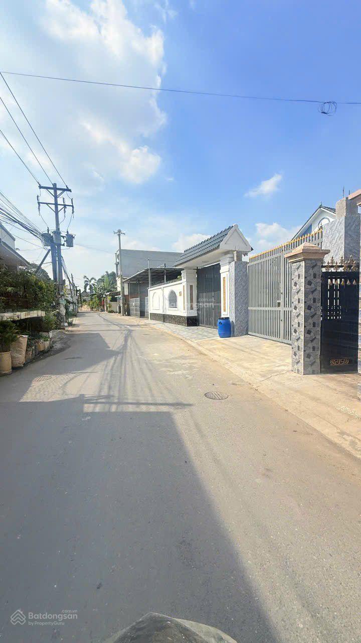 Đất mặt tiền dg sng ánh đông hòa dĩ an dt 116m ngg5 gần trường gần chợ giá 5ty750 lh 0906 309 *** Đất mặt tiền dg sng ánh đông hòa dĩ an dt 116m ngg5 gần trường gần chợ giá 5ty750 lh 0906 309 ***