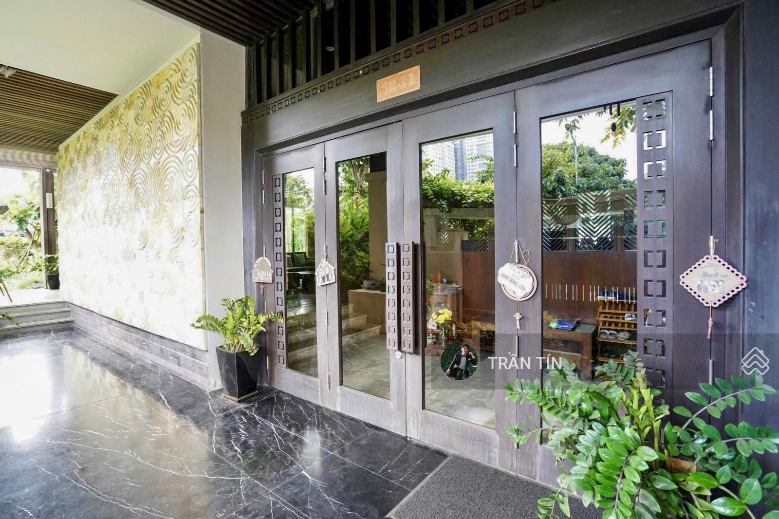 Căn biệt thự Euro Village sở hữu 2 mặt tiền đường Hoa Hồng 4, view Trực Diện Sông Hàn