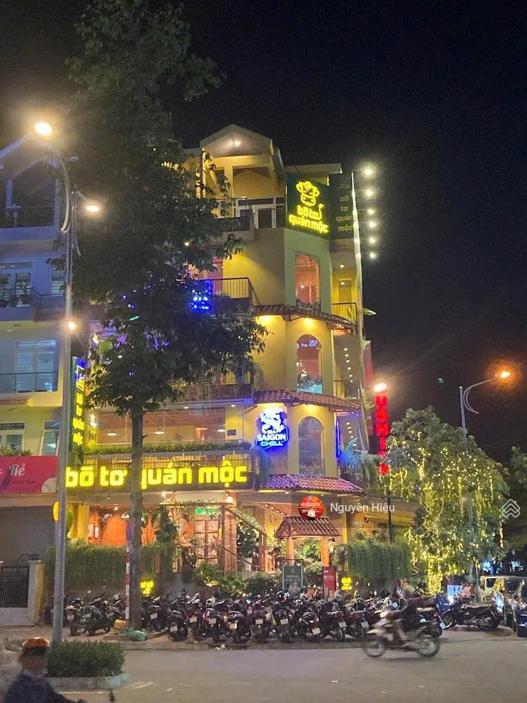 Giảm 5 tỷ bán gấp căn góc 2MT Nguyễn Thị Thập Q7 - DT 15x20m, Hầm 5 Tầng - HĐT: 250tr - Giá 115 tỷ