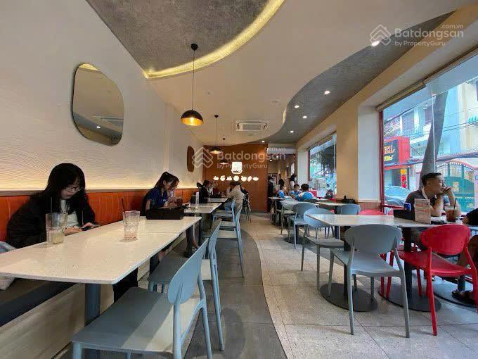 Bán nhà mặt tiền Nguyễn Văn Trỗi, Phú Nhuận (13x15m) 3 tầng, HĐT 210 triệu/th, Giá bán 60 tỷ Bán nhà mặt tiền Nguyễn Văn Trỗi, Phú Nhuận (13x15m) 3 tầng, HĐT 210 triệu/th, Giá bán 60 tỷ